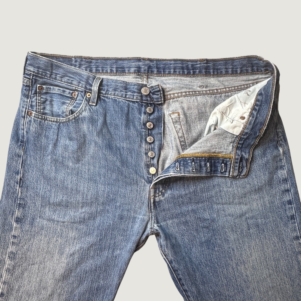 Levi's 501 Jeans Mens 40x32 (39x29) Original Fit Blue Button Fly Straight Leg